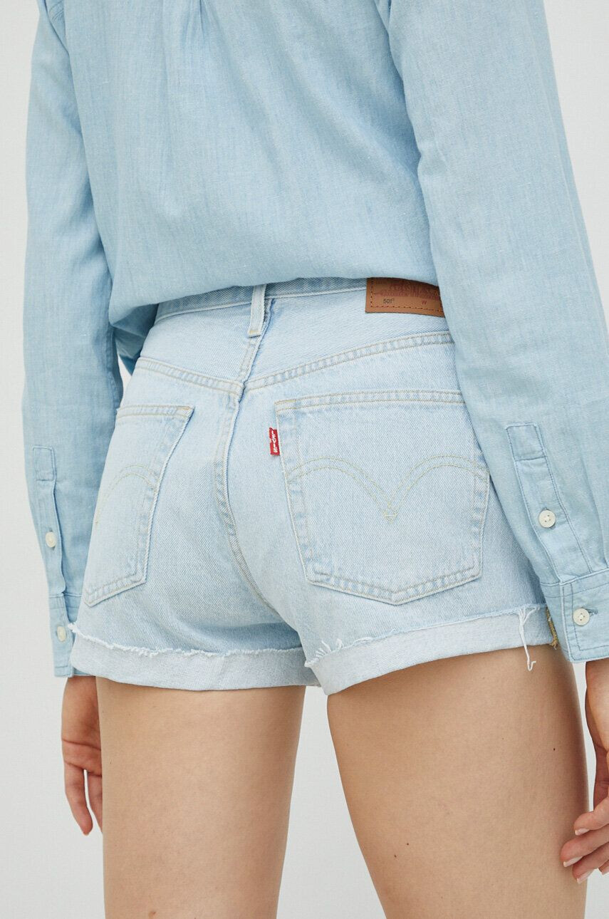 Levi's Rifľové krátke nohavice 56327.0313-LightIndig dámske jednofarebné vysoký pás - Pepit.sk