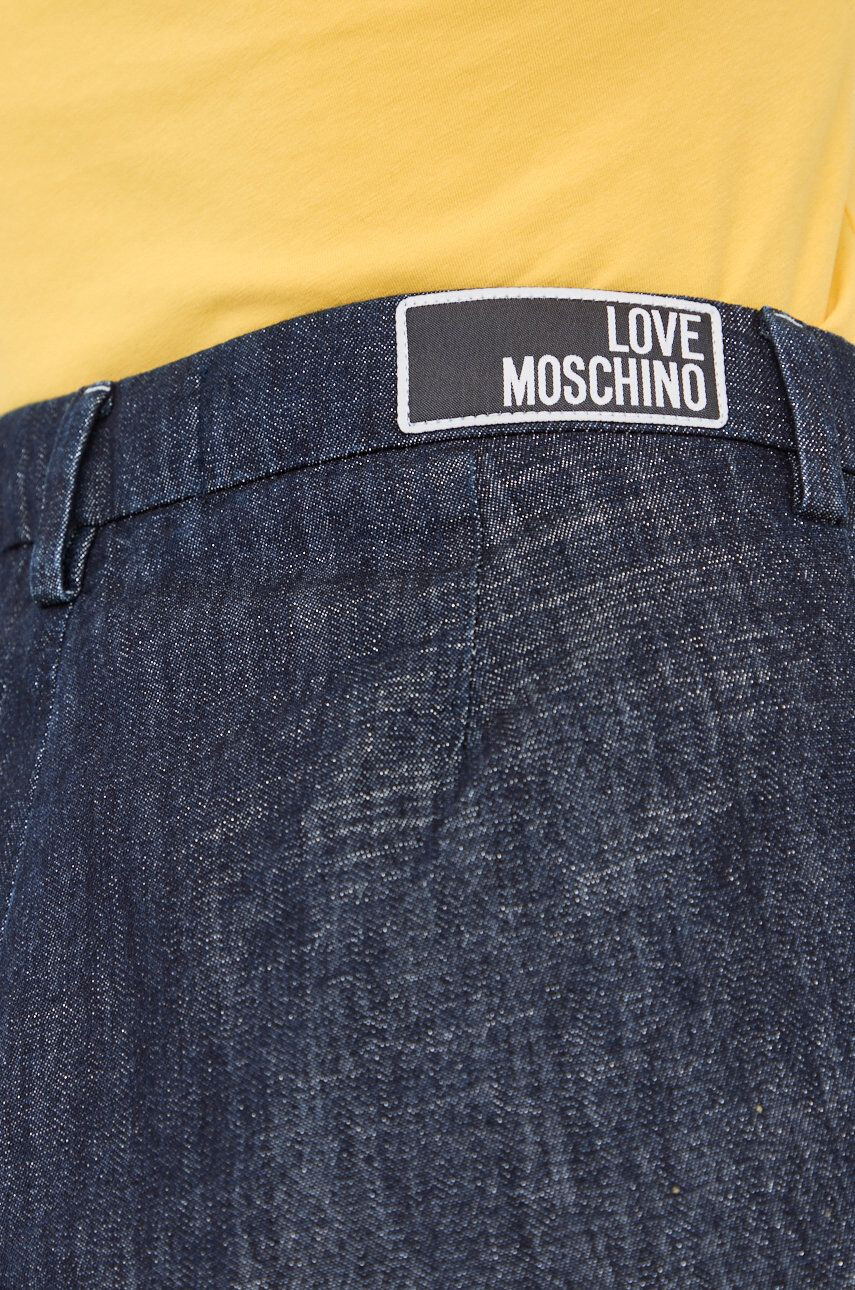 Love Moschino Šortky dámske tmavomodrá farba jednofarebné vysoký pás - Pepit.sk