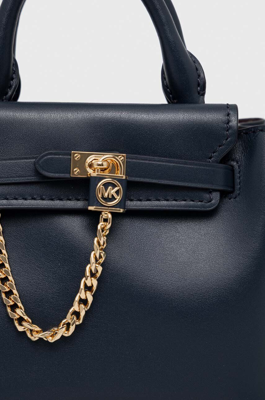 MICHAEL Michael Kors Kožená kabelka tmavomodrá farba - Pepit.sk