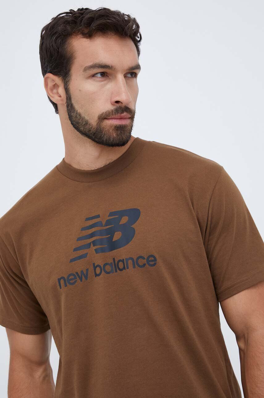 New Balance Bavlnené tričko hnedá farba s potlačou - Pepit.sk