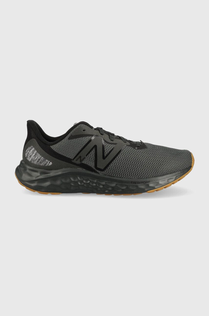 New Balance Bežecké topánky Fresh Foam Arishi v4 čierna farba - Pepit.sk