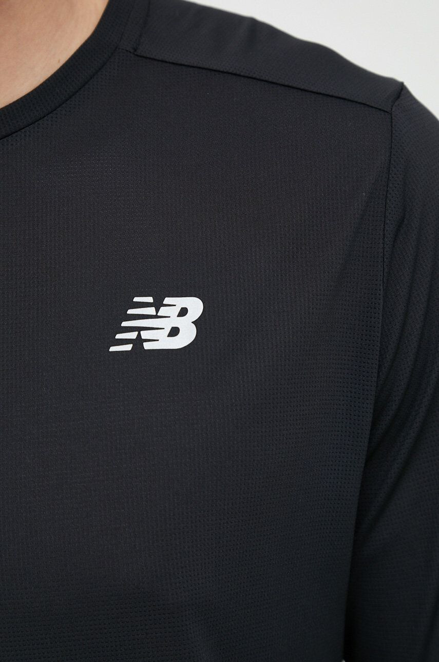 New Balance Bežecké tričko s dlhým rukávom Accelerate čierna farba jednofarebné - Pepit.sk