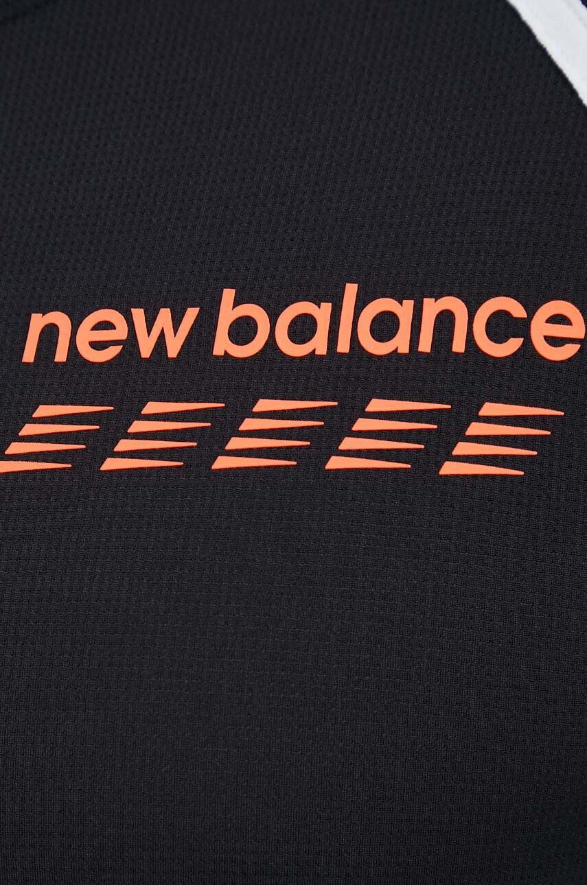 New Balance Bežecké tričko s dlhým rukávom Accelerate Pacer čierna farba s potlačou - Pepit.sk