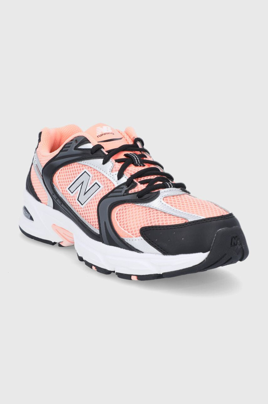 New Balance Topánky MR530MET oranžová farba - Pepit.sk