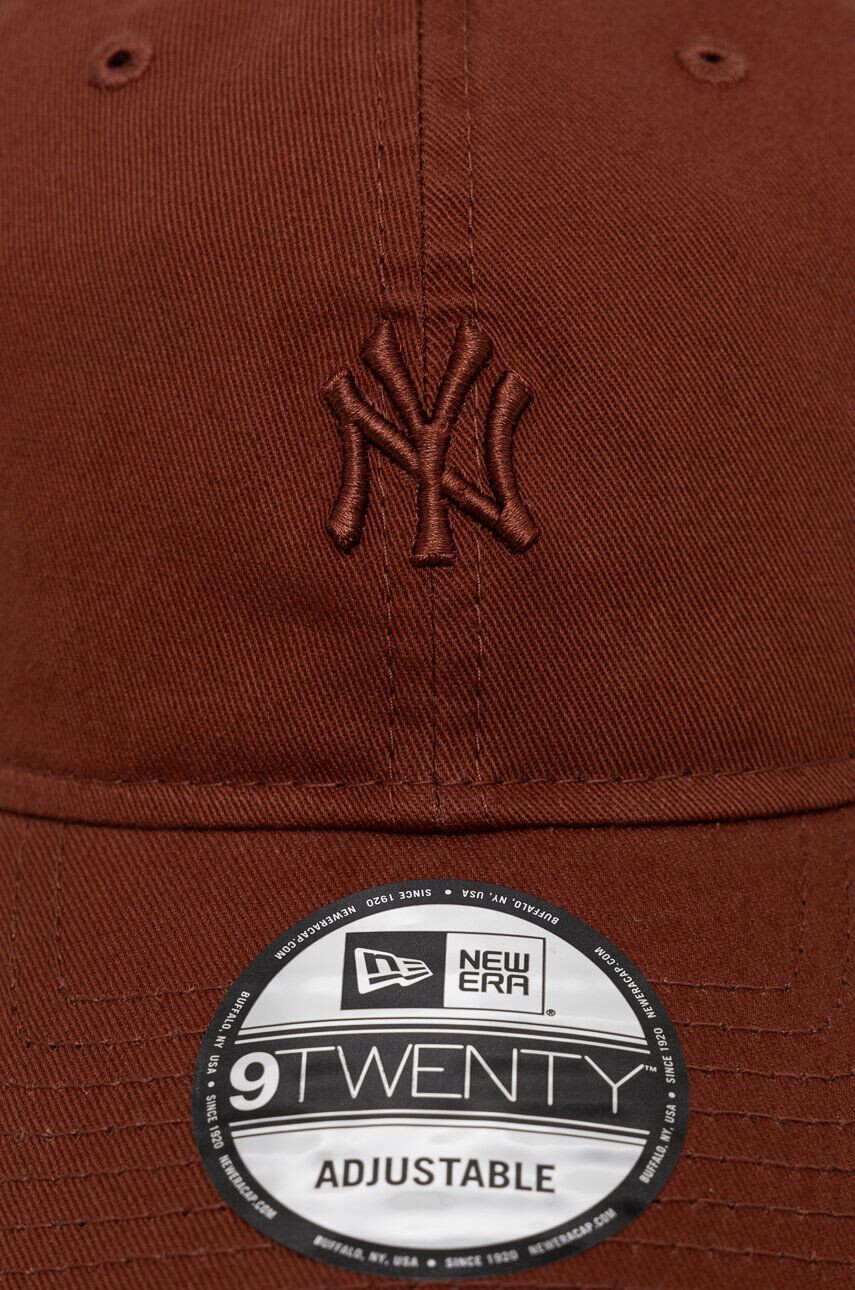 New Era Bavlnená šiltovka hnedá farba s nášivkou NEW YORK YANKEES - Pepit.sk