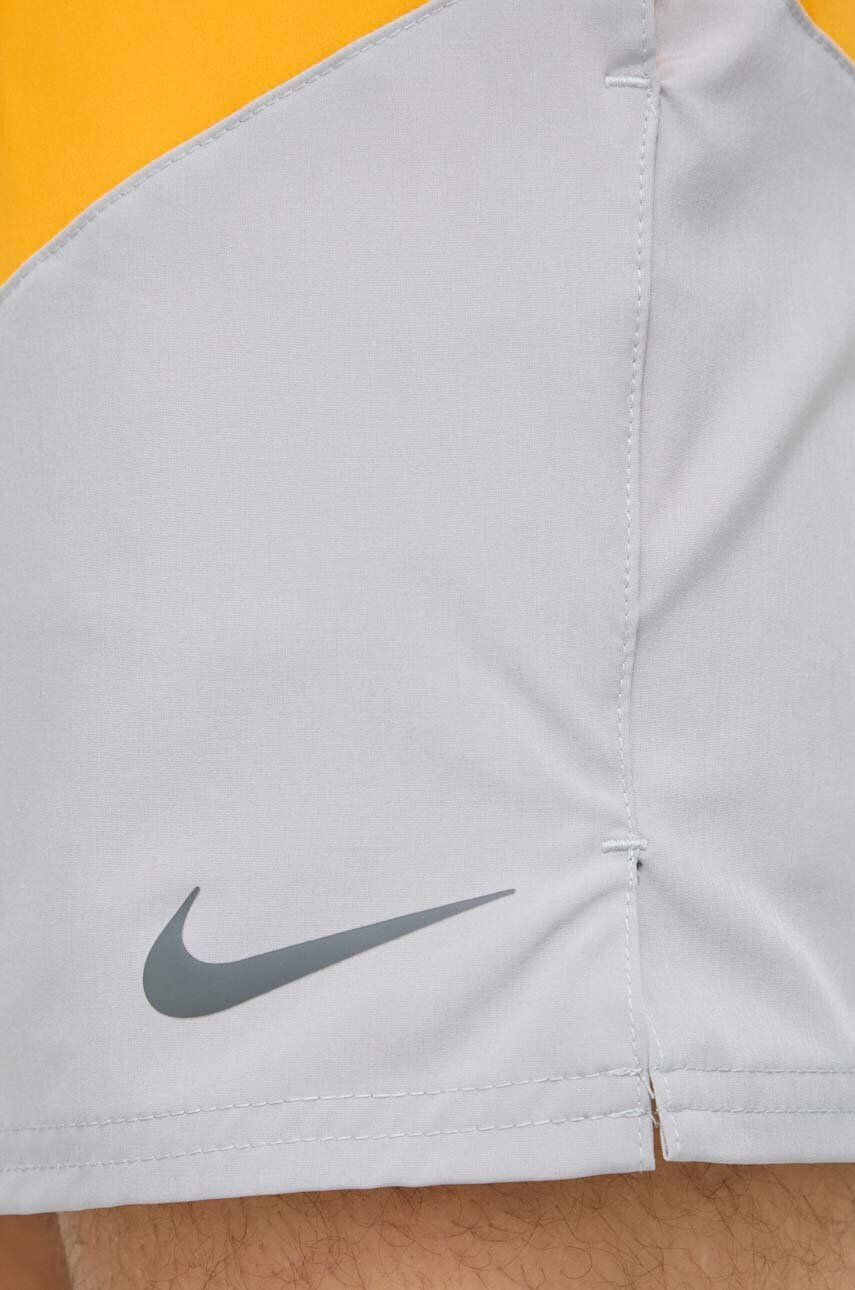 Nike Plavkové šortky šedá farba - Pepit.sk