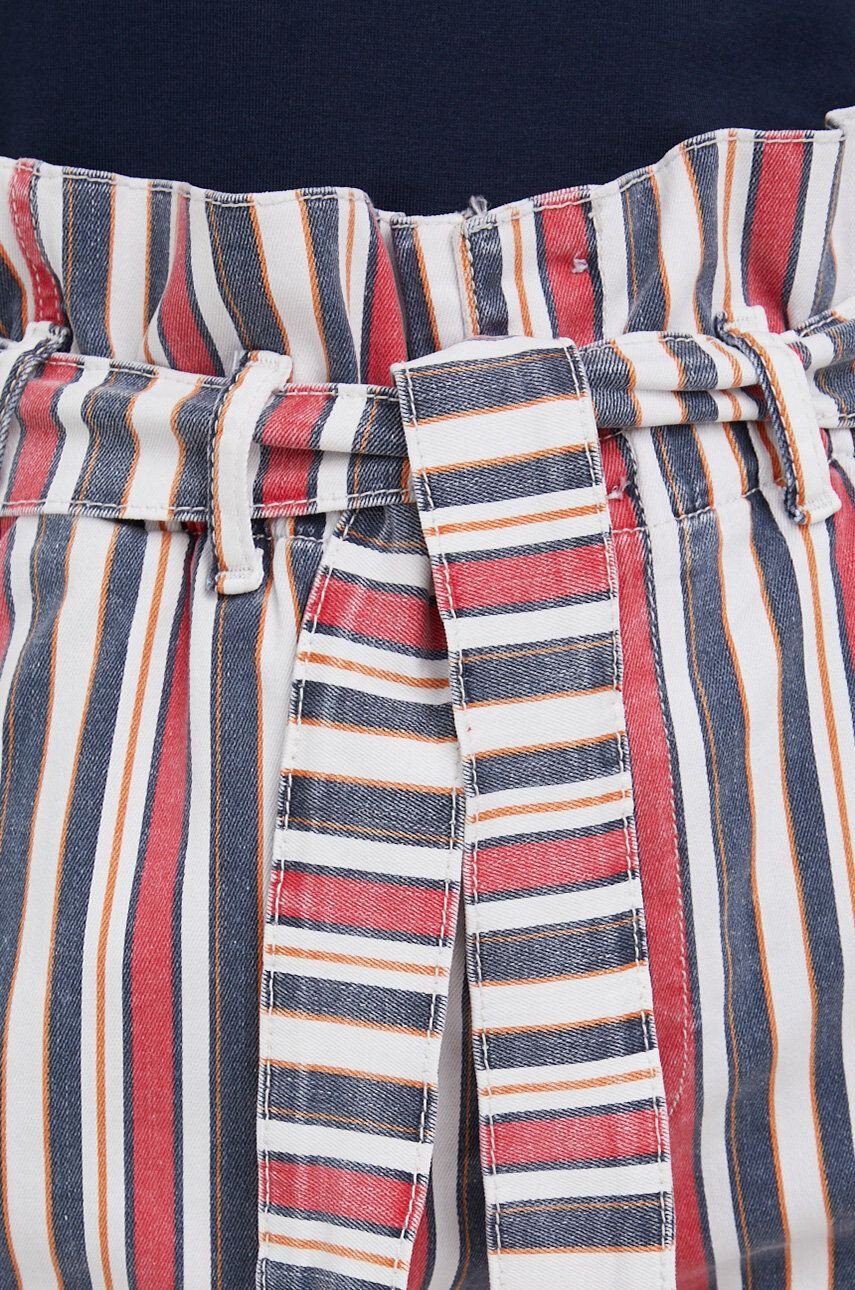 Pepe Jeans Rifľové krátke nohavice Phoebe Stripe dámske vzorované vysoký pás - Pepit.sk