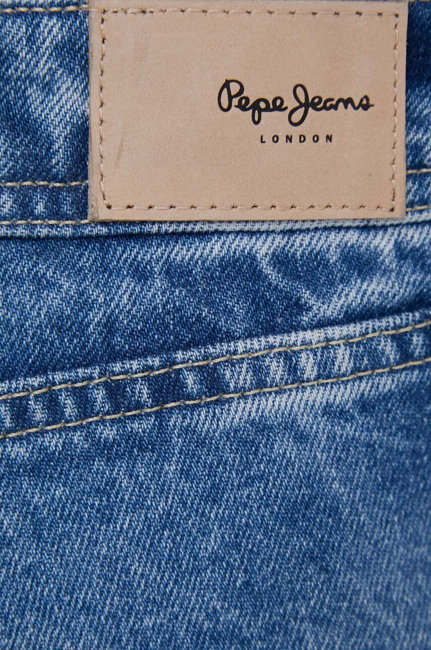 Pepe Jeans Rifľové krátke nohavice Thrasher dámske jednofarebné stredne vysoký pás - Pepit.sk