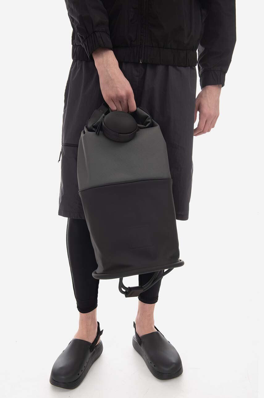 Rains Peňaženka Spin Bag Micro 12900-BLACK. čierna farba - Pepit.sk