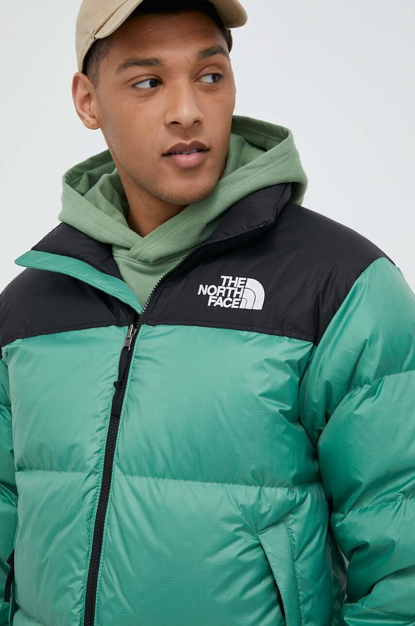 The North Face Páperová bunda 1996 RETRO NUPTSE JACKET pánska zelená farba zimná - Pepit.sk