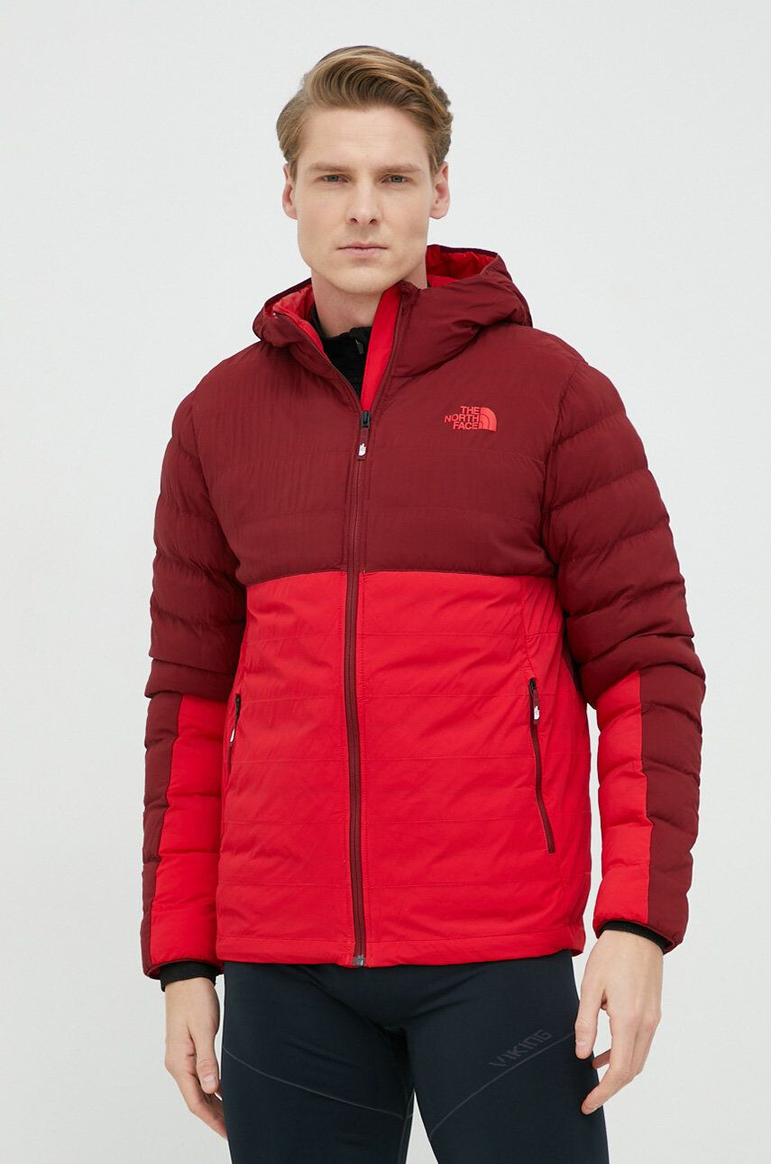 The North Face Športová bunda ThermoBall 50/50 červená farba zimná - Pepit.sk