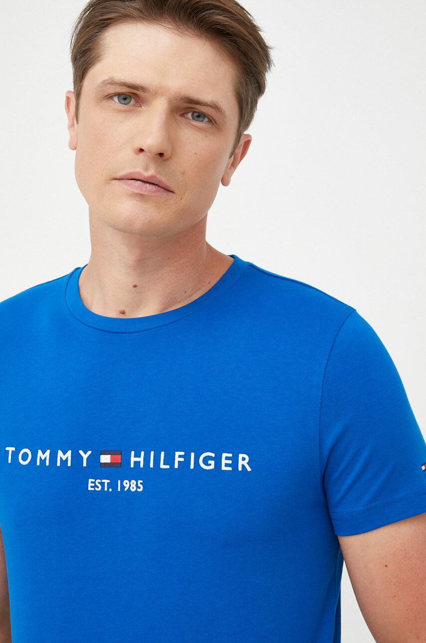 Tommy Hilfiger Bavlnené tričko s nášivkou - Pepit.sk