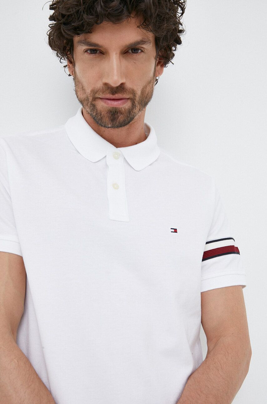 Tommy Hilfiger Bavlnené polo tričko biela farba s nášivkou - Pepit.sk