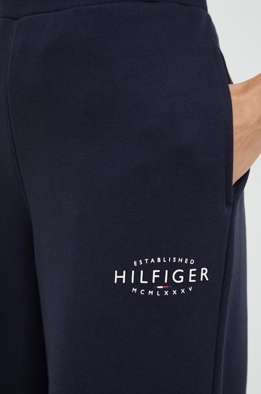 Tommy Hilfiger Bavlnené tepláky dámske tmavomodrá farba jednofarebné - Pepit.sk