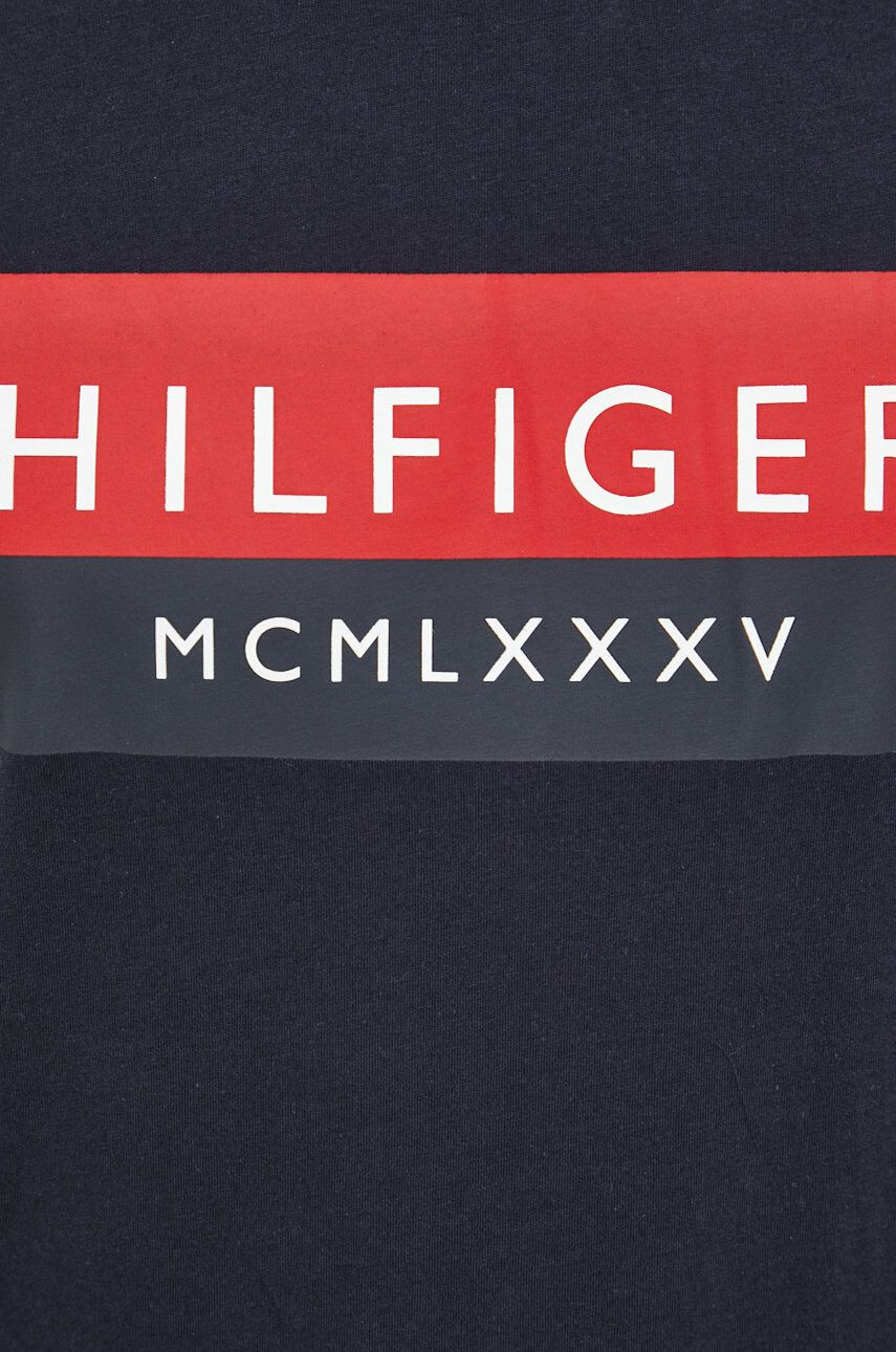 Tommy Hilfiger Bavlnené tričko tmavomodrá farba s potlačou - Pepit.sk