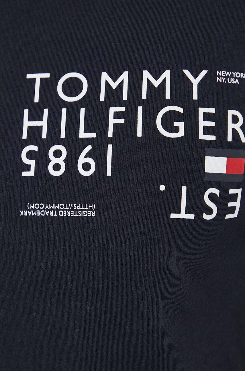 Tommy Hilfiger Bavlnené tričko tmavomodrá farba s potlačou - Pepit.sk