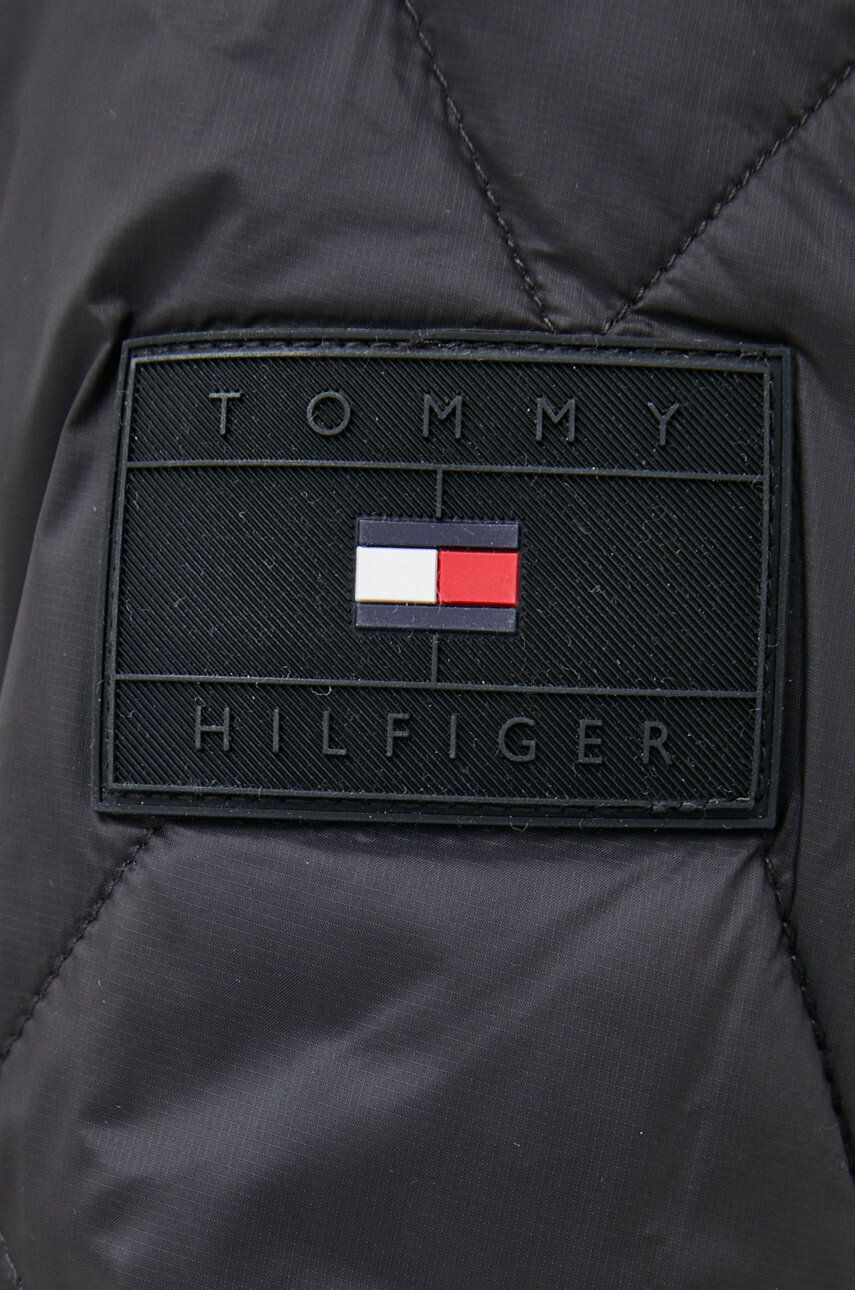 Tommy Hilfiger Bunda pánska tmavomodrá farba zimná - Pepit.sk