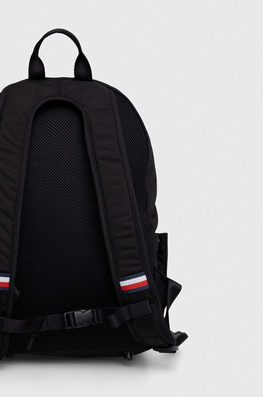 Tommy Hilfiger Detský ruksak čierna farba malý vzorovaný - Pepit.sk