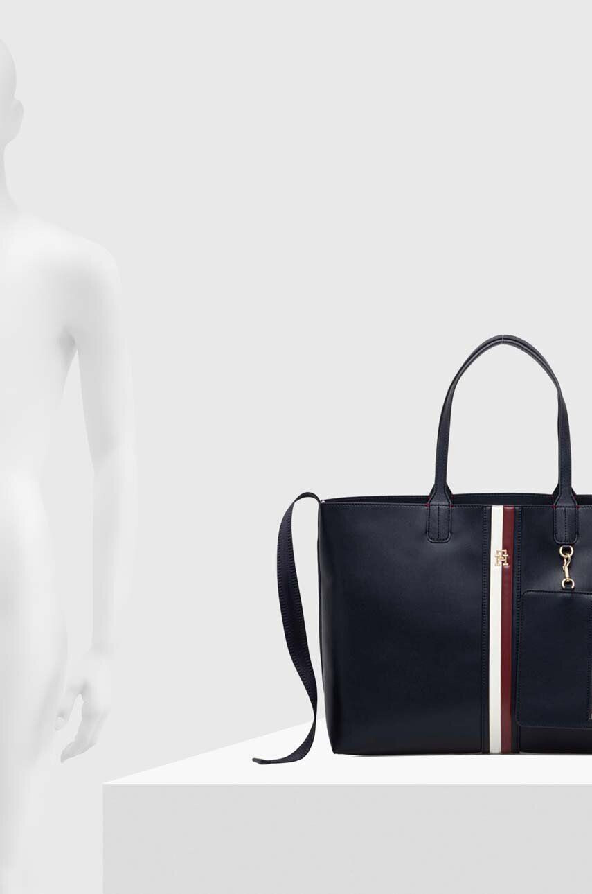 Tommy Hilfiger Kabelka tmavomodrá farba - Pepit.sk