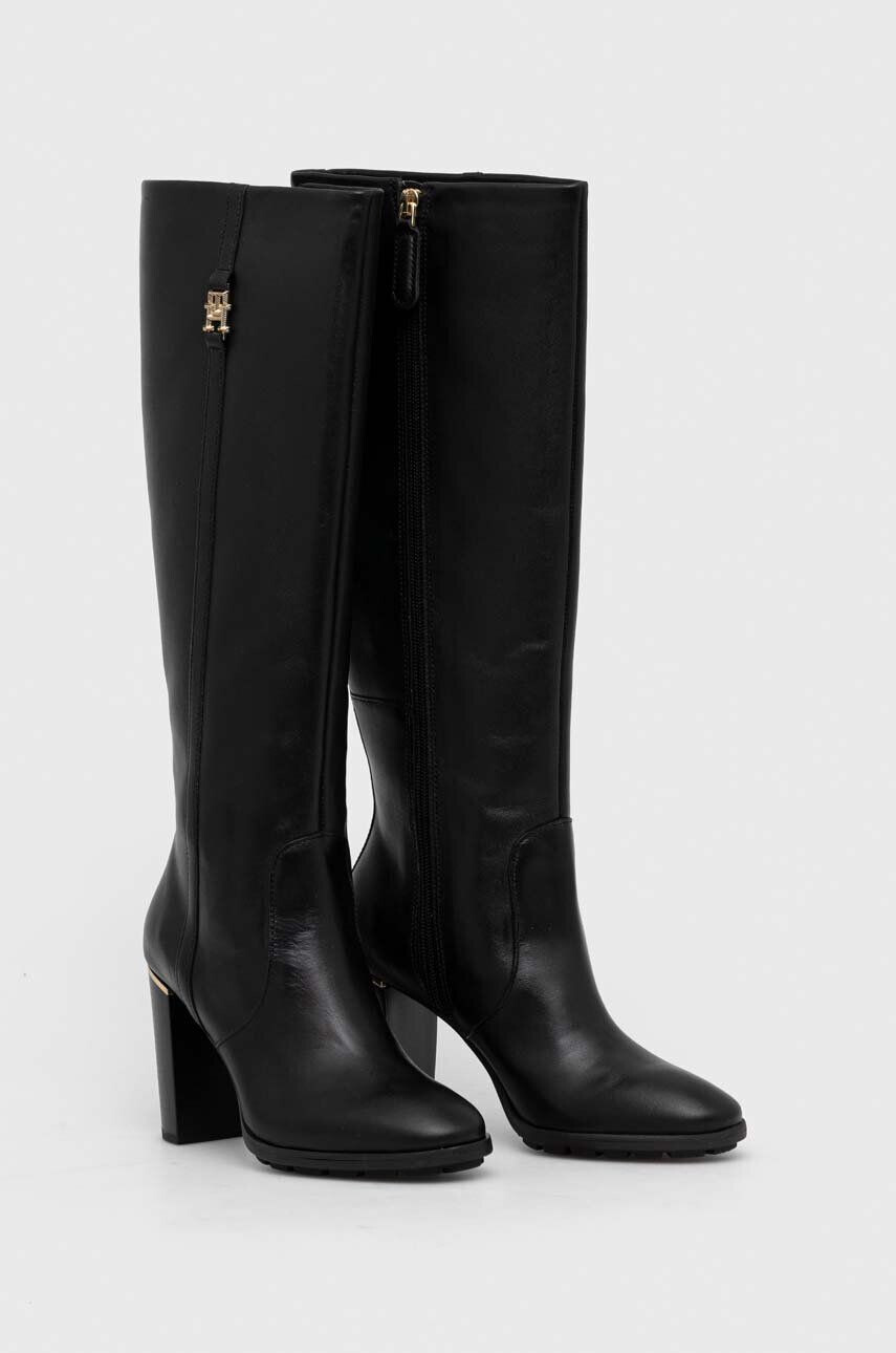 Tommy Hilfiger Kožené čižmy FEMININE TH HARDWARE LONGBOOT dámske čierna farba na podpätku FW0FW07541 - Pepit.sk