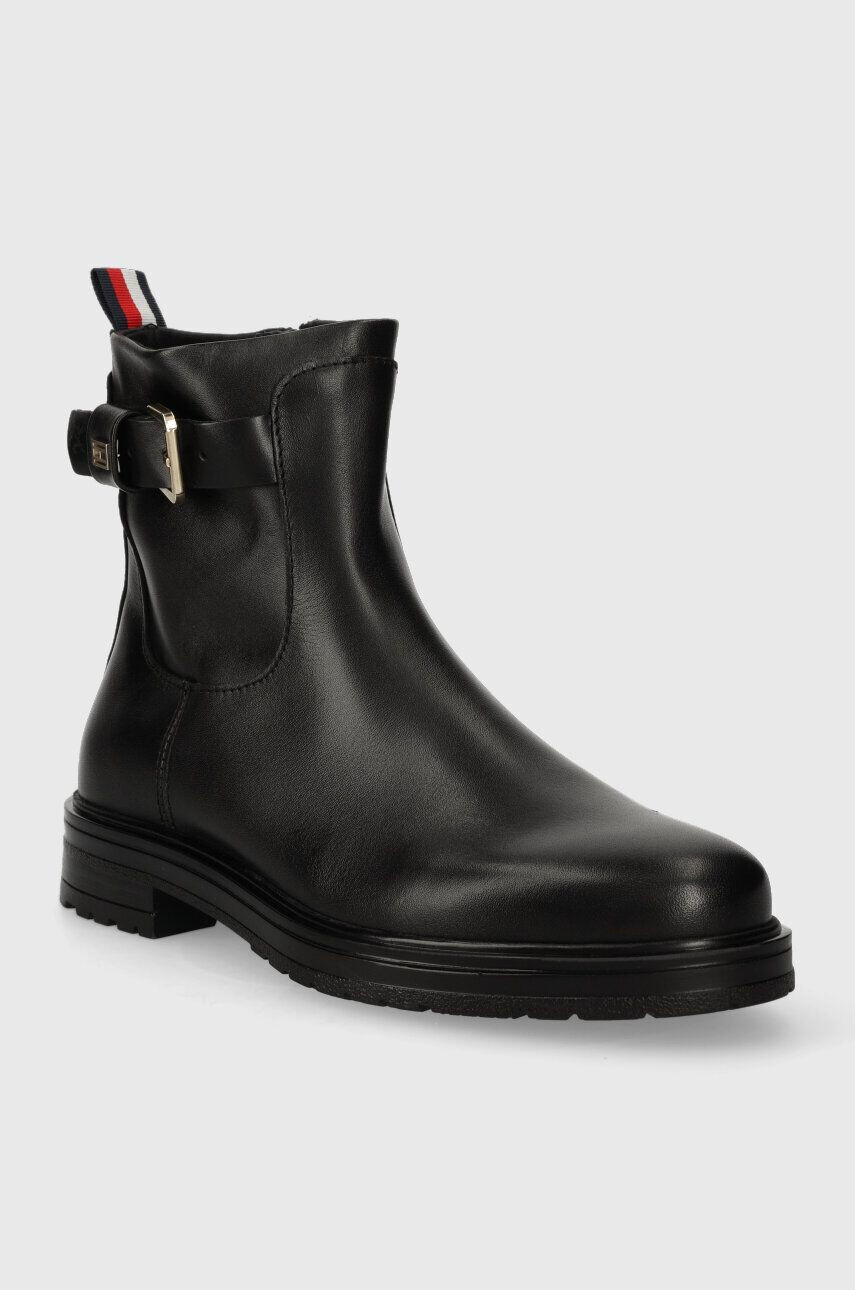 Tommy Hilfiger Kožené členkové topánky BELT BOOTIE LEATHER dámske čierna farba na plochom podpätku FW0FW07479 - Pepit.sk