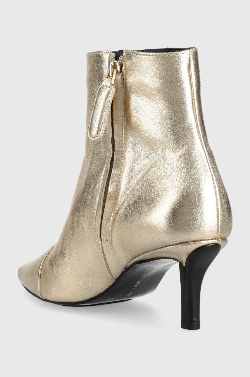 Tommy Hilfiger Kožené členkové topánky FW0FW07048 POINTY HEEL BOOT GOLD - Pepit.sk