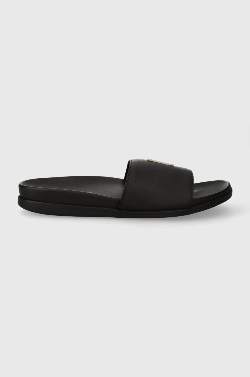 Tommy Hilfiger Kožené šľapky TH RUBBER PATCH LEATHER SANDAL pánske čierna farba FM0FM05031 - Pepit.sk