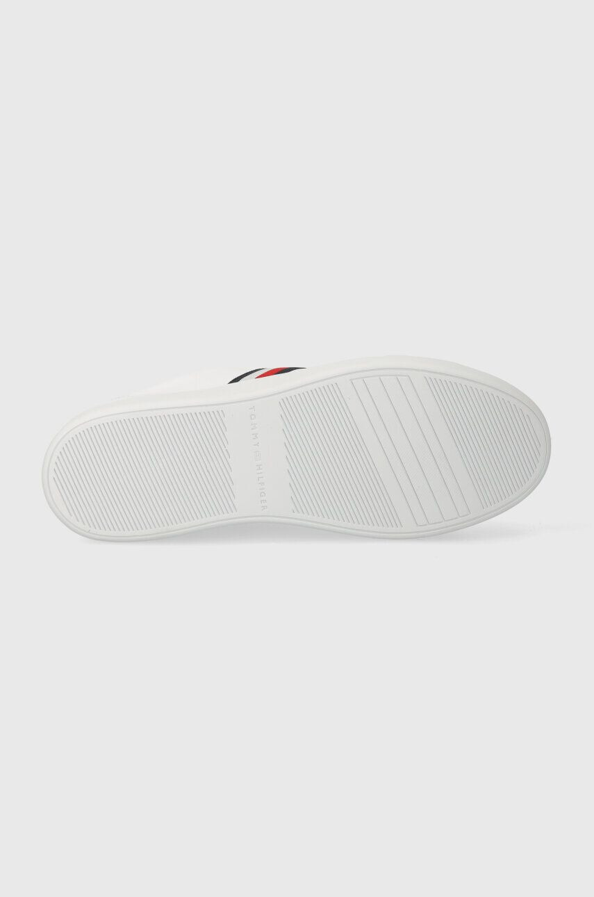 Tommy Hilfiger Kožené tenisky ESSENTIAL COURT SNEAKER STRIPES biela farba FW0FW07779 - Pepit.sk