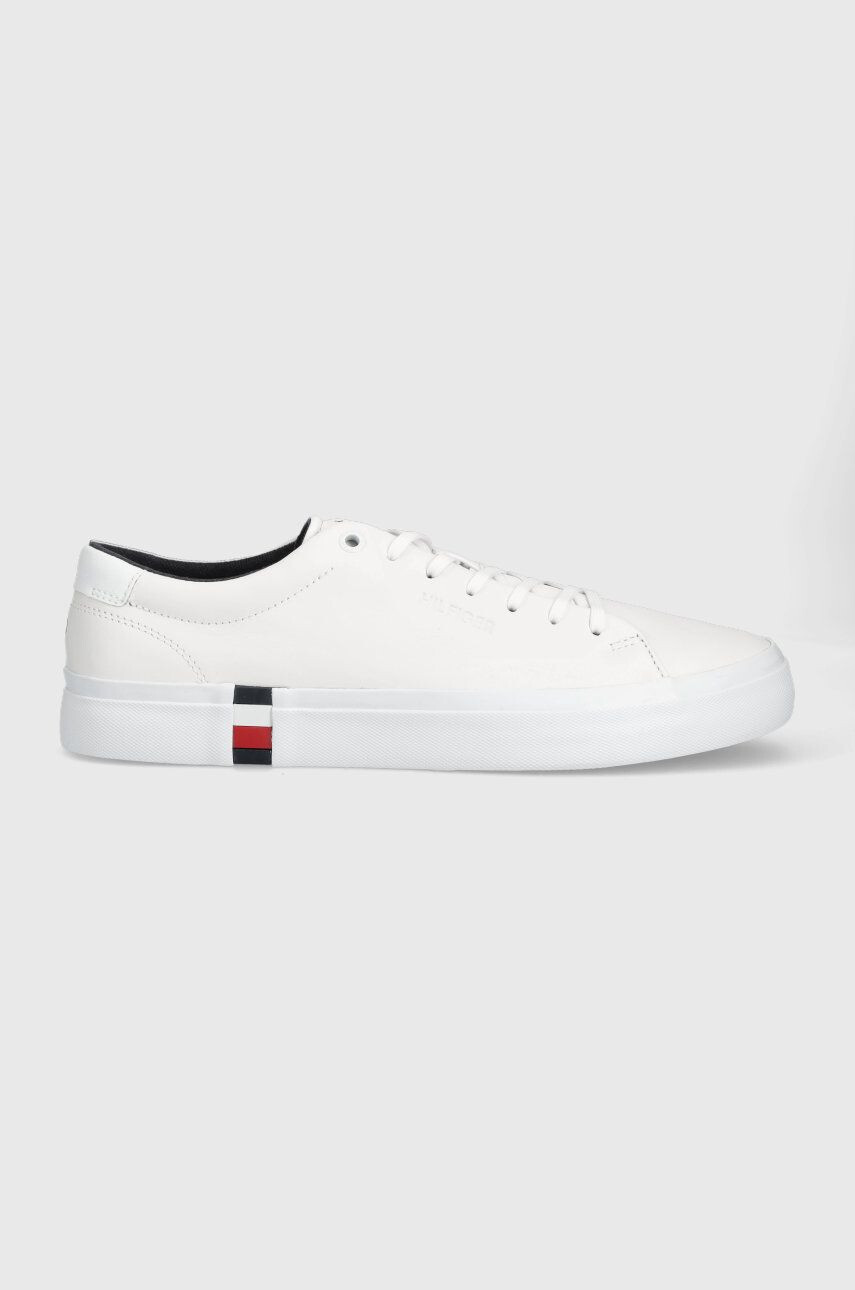 Tommy Hilfiger Kožené tenisky FM0FM04351 MODERN VULC CORPORATE LEATHER biela farba - Pepit.sk