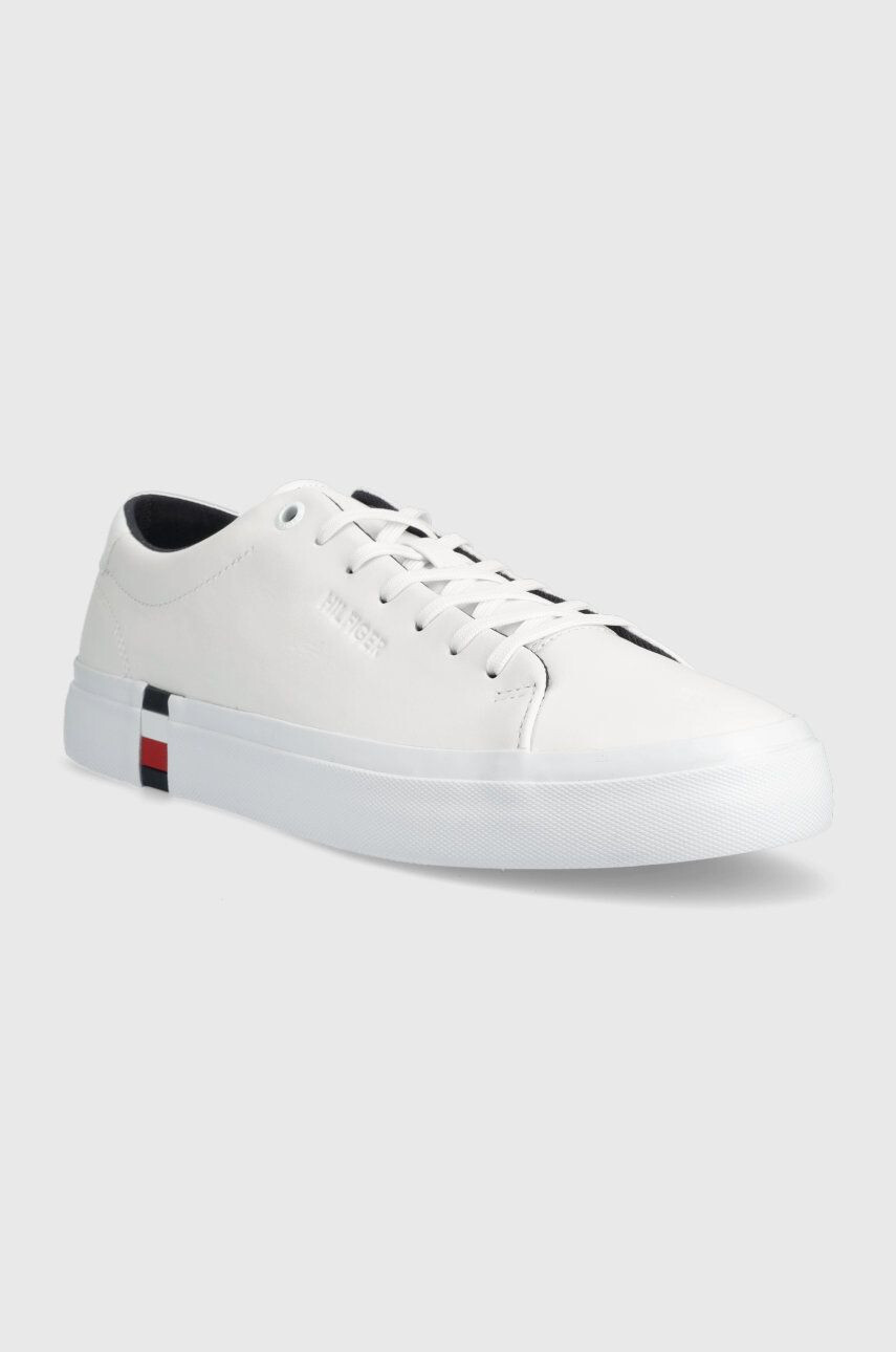 Tommy Hilfiger Kožené tenisky FM0FM04351 MODERN VULC CORPORATE LEATHER biela farba - Pepit.sk