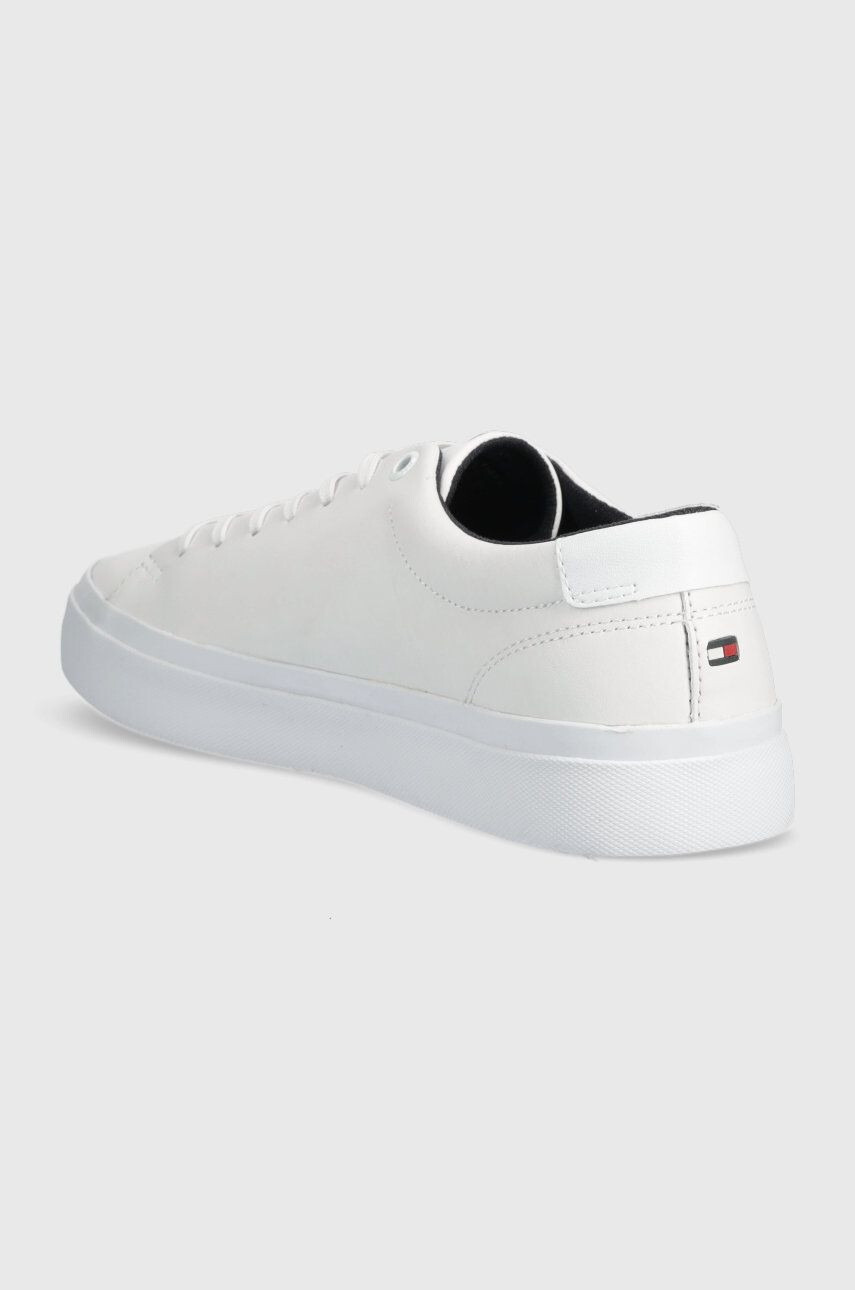 Tommy Hilfiger Kožené tenisky FM0FM04351 MODERN VULC CORPORATE LEATHER biela farba - Pepit.sk