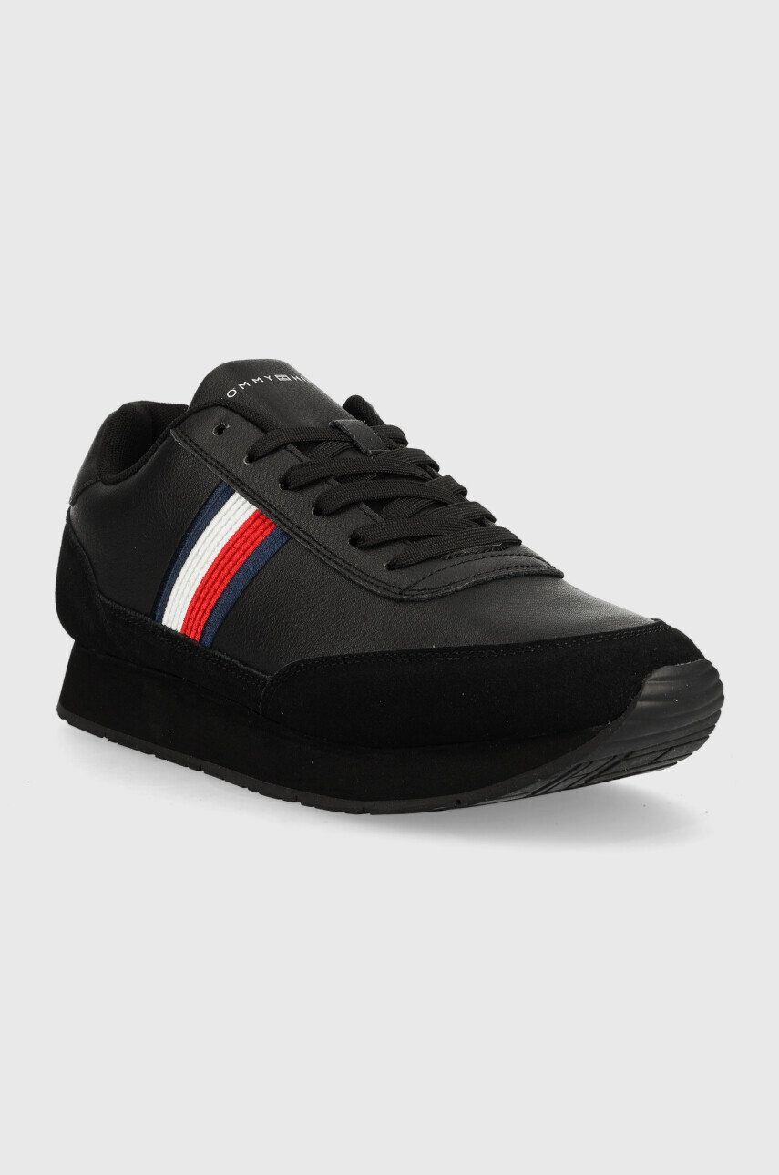 Tommy Hilfiger Kožené tenisky FM0FM04397 CORE EVA RUNNER CORPORATE LEA čierna farba - Pepit.sk