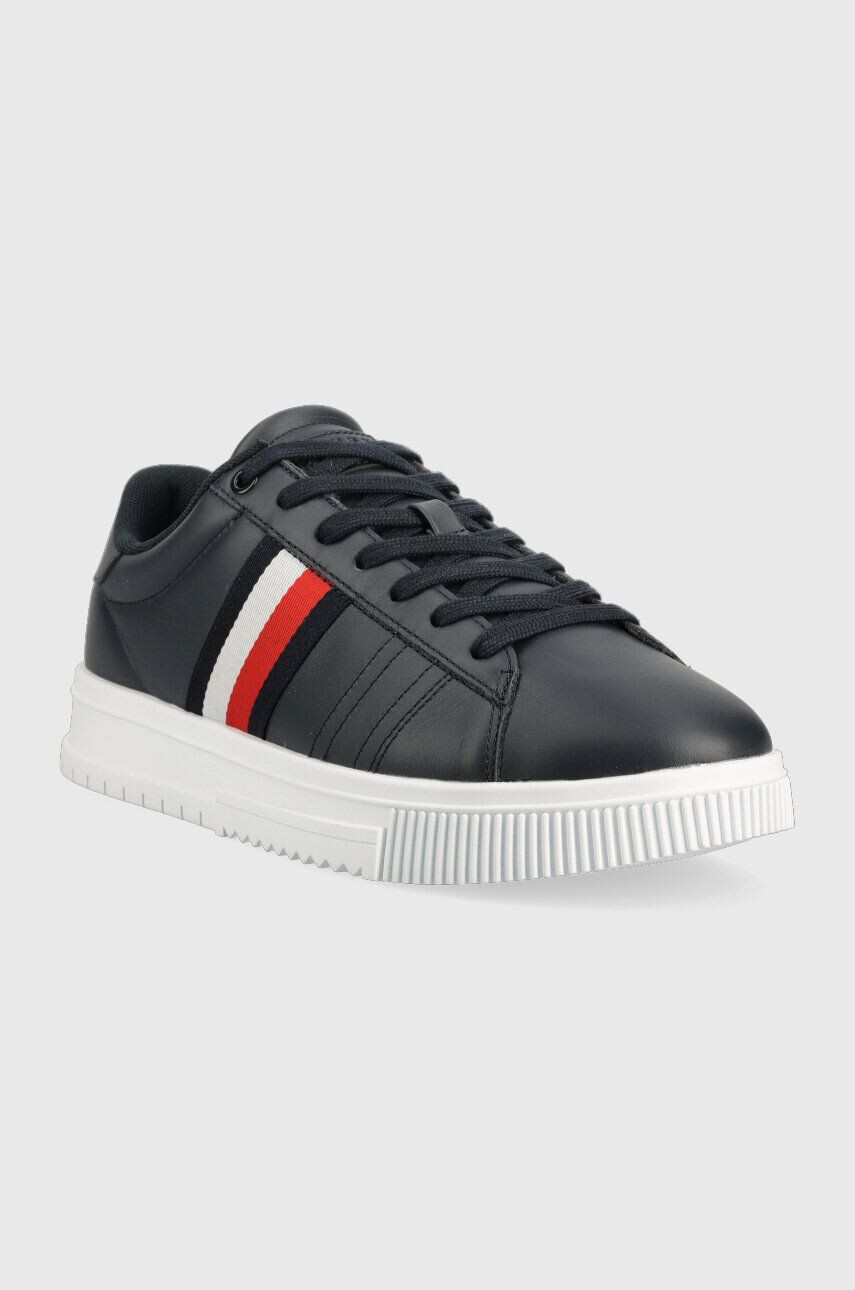 Tommy Hilfiger Kožené tenisky SUPERCUP LEATHER tmavomodrá farba FM0FM04706 - Pepit.sk