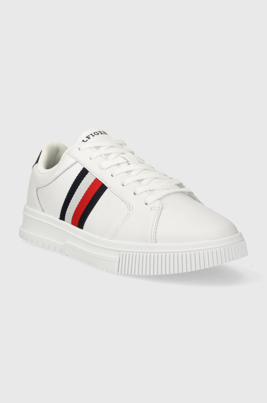 Tommy Hilfiger Kožené tenisky SUPERCUP LTH STRIPES ESS biela farba FM0FM04895 - Pepit.sk