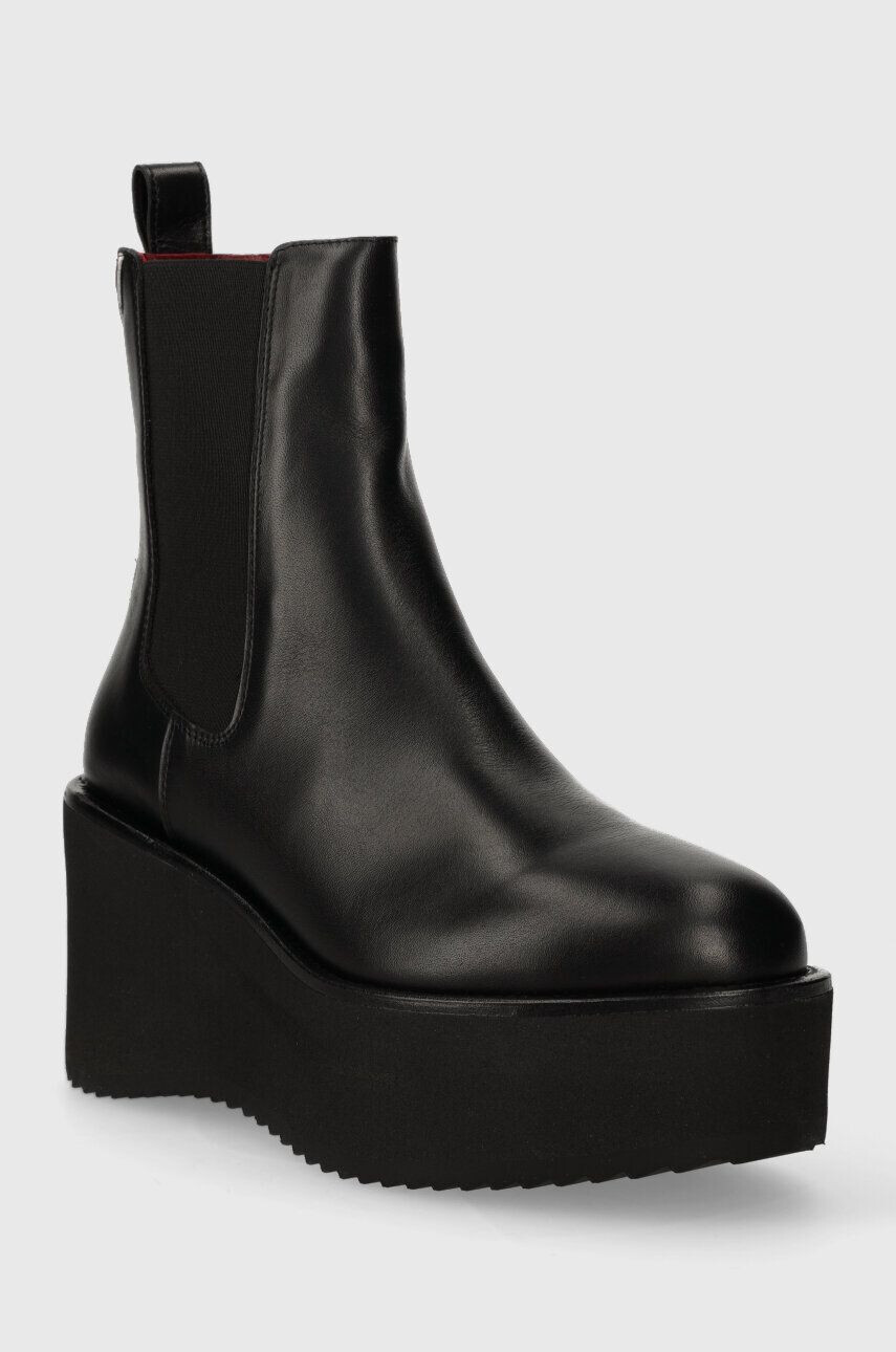 Tommy Hilfiger Kožené topánky chelsea ELEVATED WEDGE BOOTIE dámske čierna farba na kline FW0FW07657 - Pepit.sk