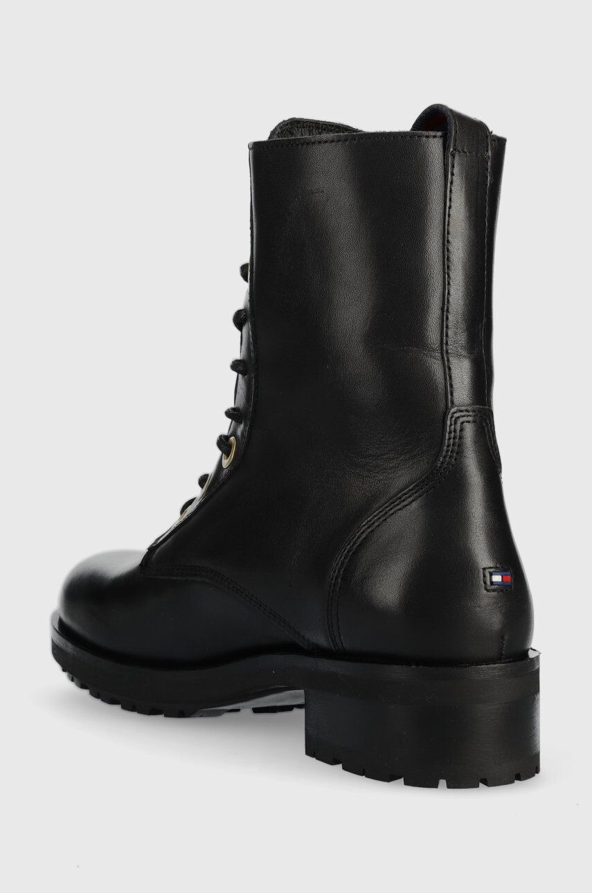 Tommy Hilfiger Kožené workery Th Essentials Biker Boot dámske čierna farba na plochom podpätku zateplené - Pepit.sk