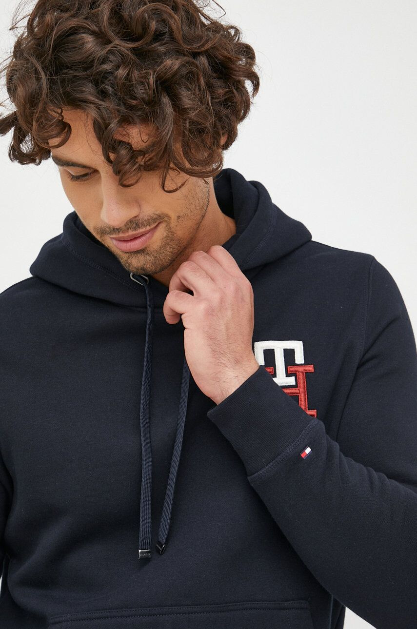 Tommy Hilfiger Mikina pánska tmavomodrá farba s nášivkou - Pepit.sk