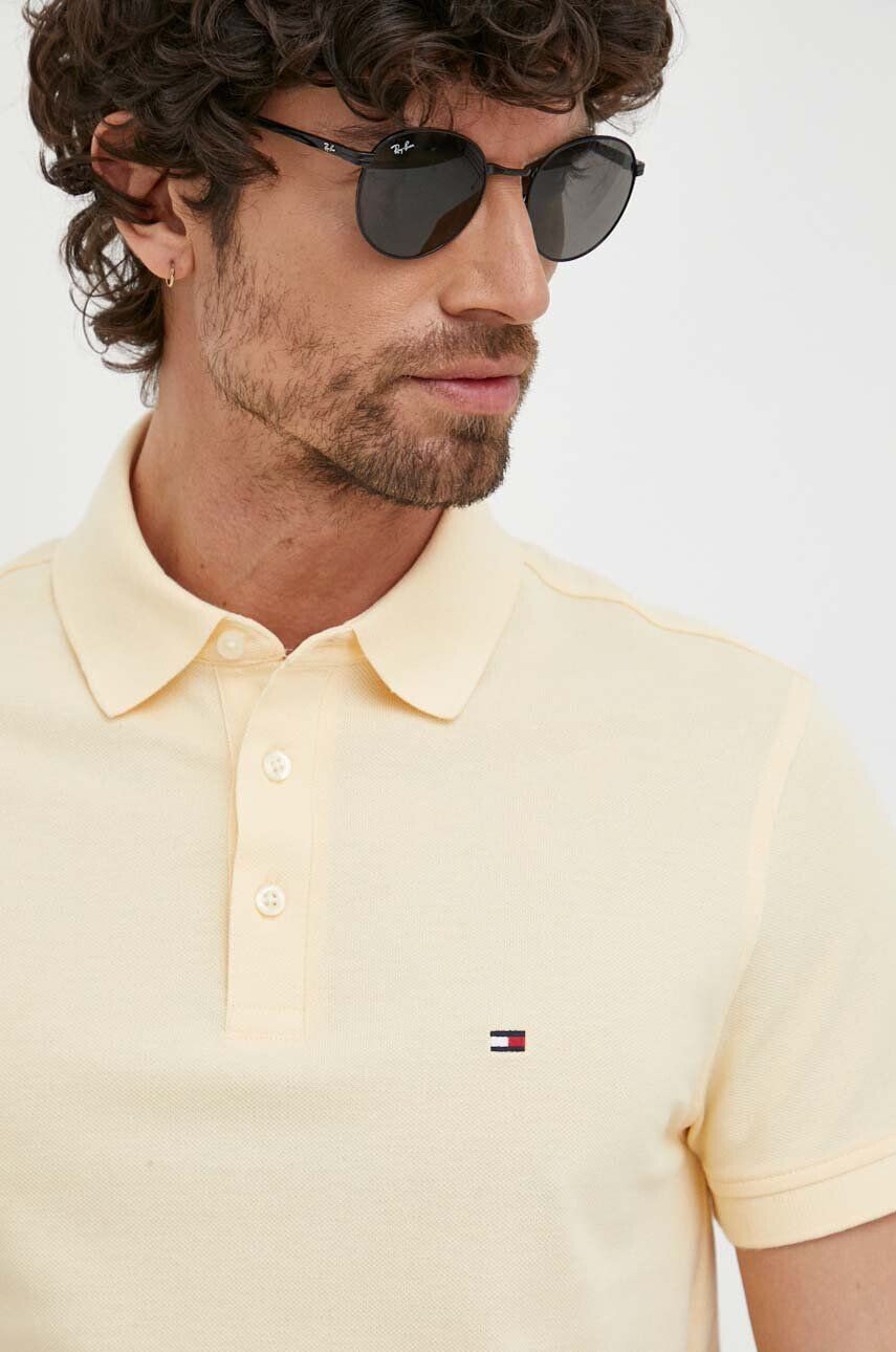 Tommy Hilfiger Polo tričko pánsky béžová farba jednofarebný - Pepit.sk