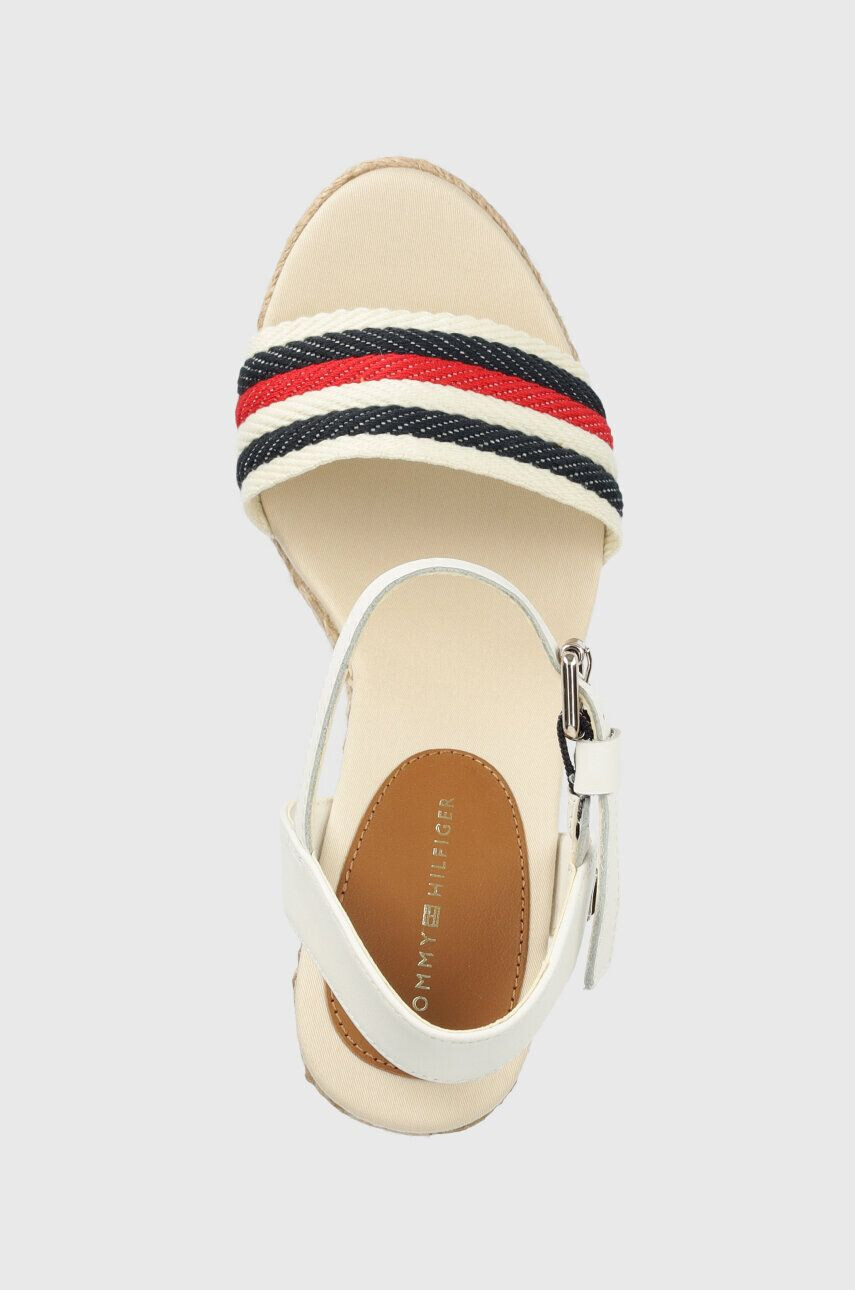 Tommy Hilfiger Sandále CORPORATE WEDGE dámske béžová farba na kline FW0FW07086 - Pepit.sk