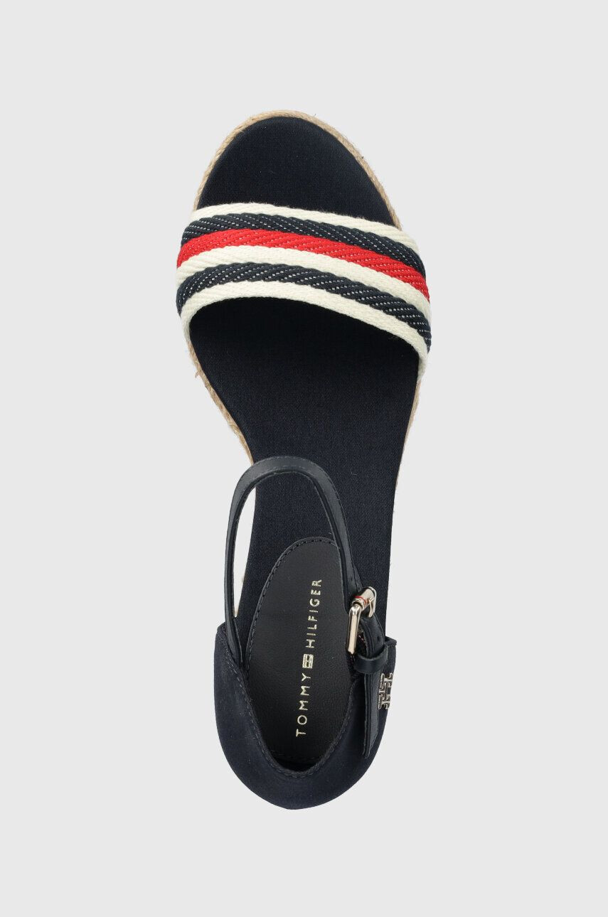 Tommy Hilfiger Sandále MID WEDGE CORPORATE dámske tmavomodrá farba na kline - Pepit.sk