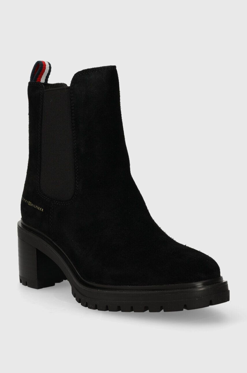 Tommy Hilfiger Semišové topánky chelsea ESSENTIAL MIDHEEL SUEDE BOOTIE dámske čierna farba na podpätku FW0FW07522 - Pepit.sk