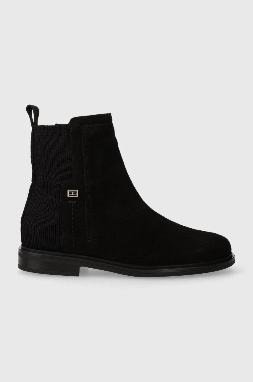 Tommy Hilfiger Semišové topánky TOMMY ESSENTIALS BOOT dámske čierna farba na plochom podpätku FW0FW07474 - Pepit.sk