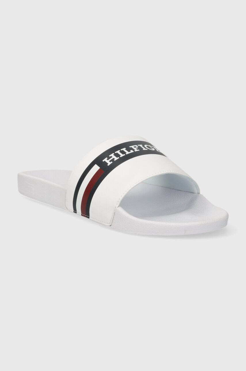 Tommy Hilfiger Šľapky CORPORATE HILFIGER POOL SLIDE pánske biela farba FM0FM04911 - Pepit.sk