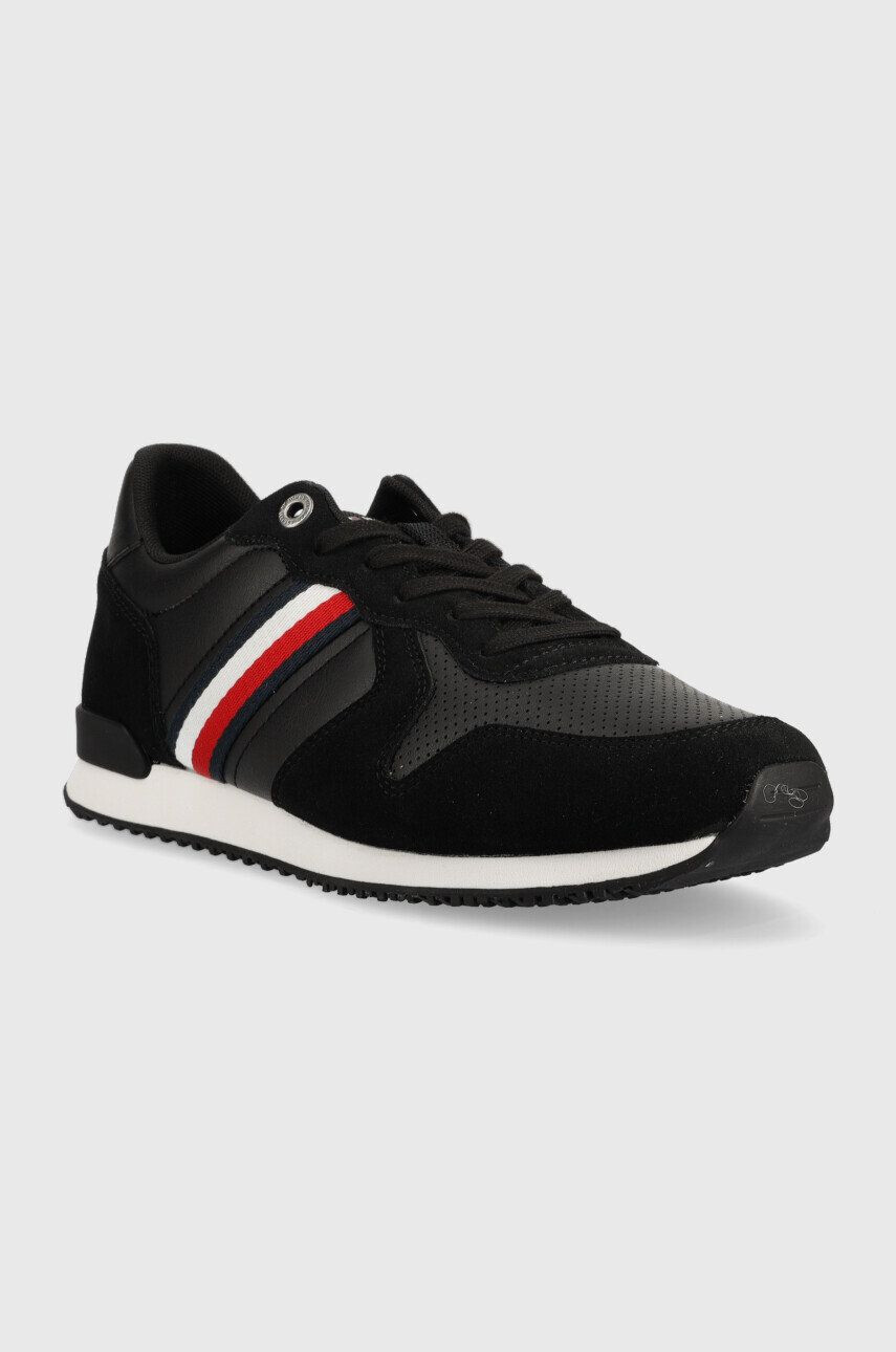 Tommy Hilfiger Tenisky ICONIC RUNNER STRIPES LEATHER čierna farba FM0FM04551 - Pepit.sk