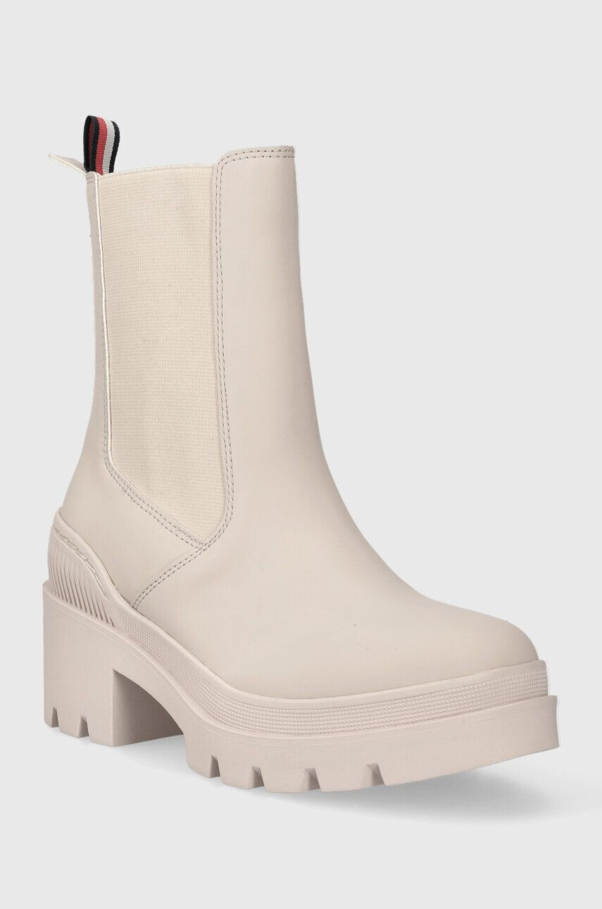 Tommy Hilfiger Topánky chelsea RUBBERIZED MID HEEL BOOT dámske béžová farba na podpätku FW0FW07520 - Pepit.sk