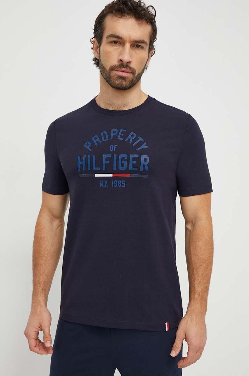 Tommy Hilfiger Tričko pánsky tmavomodrá farba s potlačou - Pepit.sk