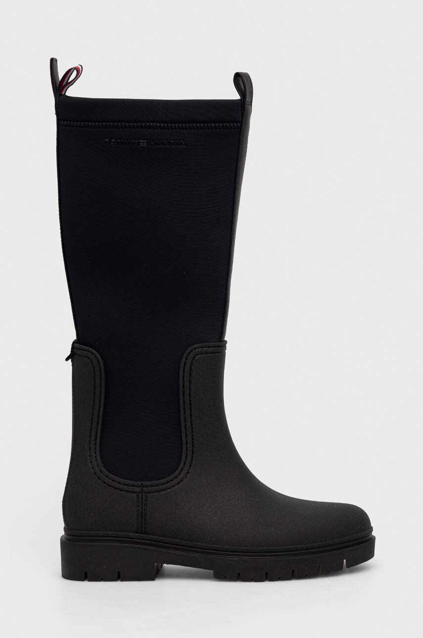 Tommy Hilfiger Vysoké čižmy ESSENTIAL TOMMY RAINBOOT dámske čierna farba na plochom podpätku FW0FW07666 - Pepit.sk