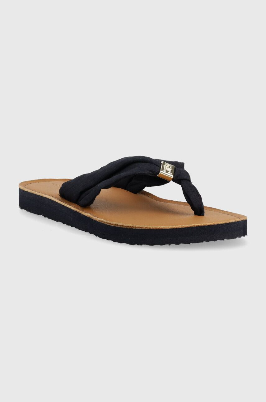 Tommy Hilfiger Žabky TH ELEVATED BEACH SANDAL dámske čierna farba na plochom podpätku FW0FW06985 - Pepit.sk