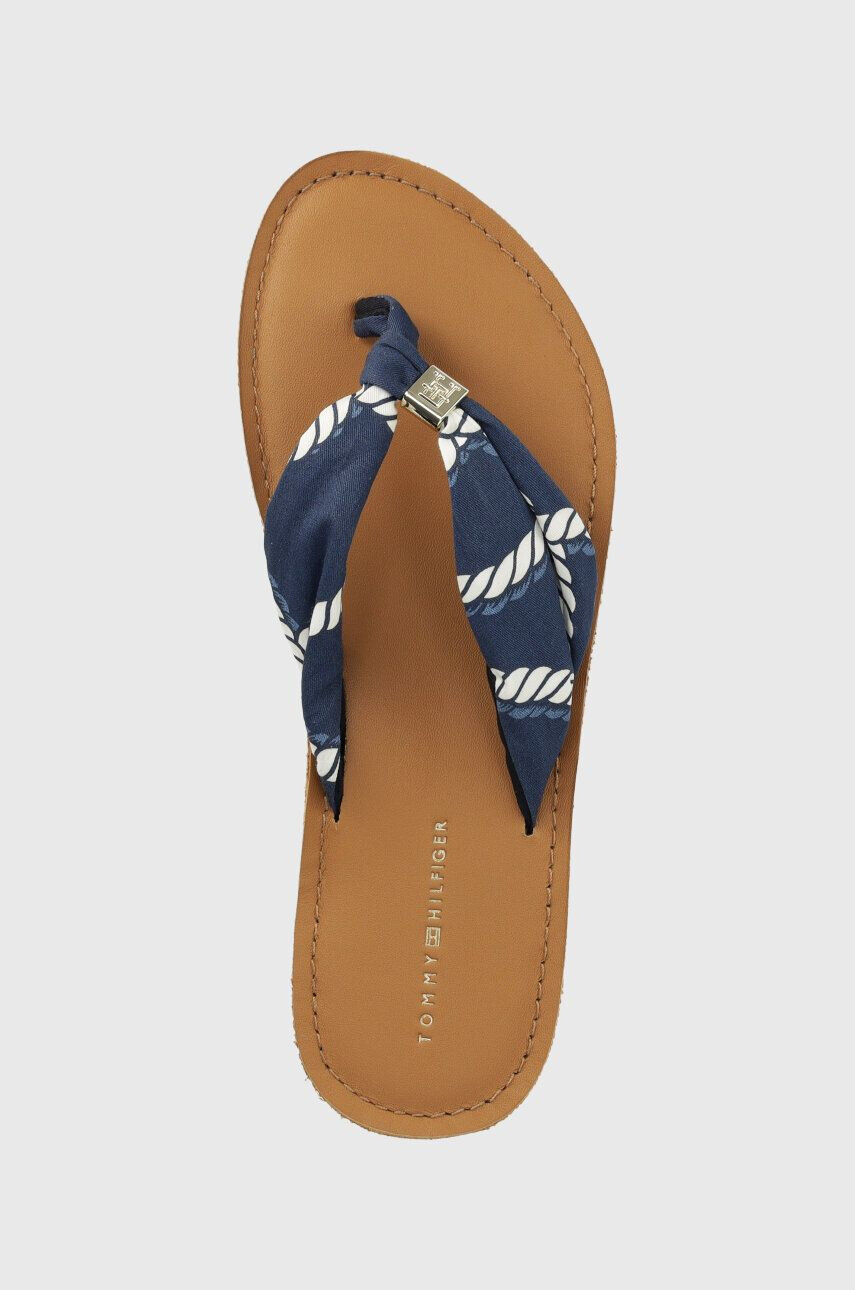 Tommy Hilfiger Žabky TH ELEVATED BEACH SANDAL PRINT dámske tmavomodrá farba na plochom podpätku FW0FW07164 - Pepit.sk