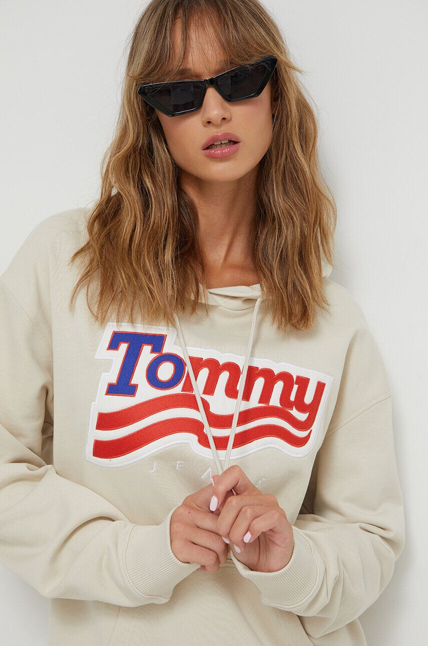 Tommy Jeans Bavlnená mikina dámska béžová farba s kapucňou s potlačou - Pepit.sk